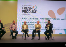 A panel hosted by the International Fresh Produce Association (IFPA) discusses supply chain best practices in the Asian market at the Asia Fruit Business Forum. To the left is Ben Hoodless, Managing Director at IFPA Australia-New Zealand.